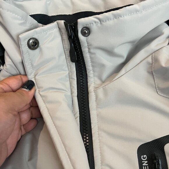 Moerdeng Womens Light Gray Faux Fur Lined Hooded Snow Ski Jacket Size Medium - Picture 5 of 8